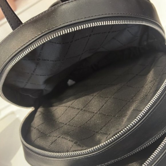 Michael Kors Jaycee Large Zip Pocket Backpack Black - Picture 6 of 16